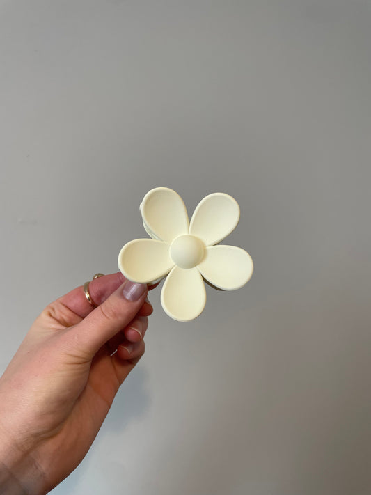 Cream Flower Claw